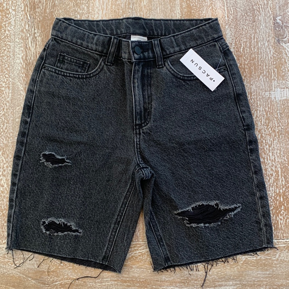 NWT • PAC SUN kids black rinse denim shorts